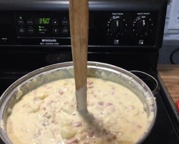 Loaded Potato and Bacon Chowder 2023