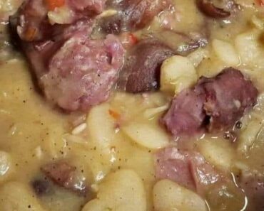 White Bean and Ham Hock Soup Recipe 2023