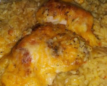 Cheesy Chicken & Rice Casserole Recipe 2023