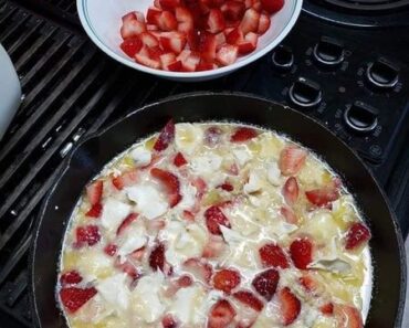 Strawberry Cobbler
