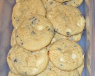 Blueberry Cheesecake Cookies