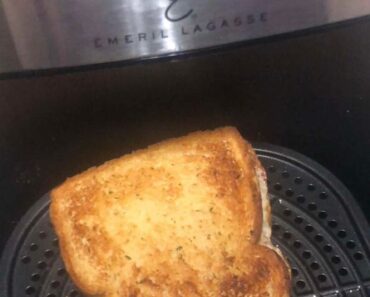 👉 Pizza Grilled Cheese