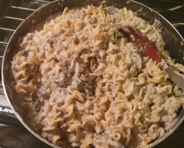 👉 CreamyBeefStroganoff
