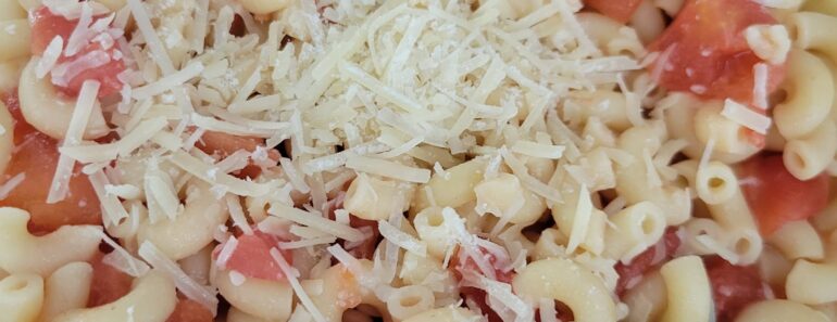 👉 CreamyTomato Basil Pasta