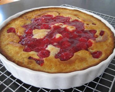 👉Crazy Crust Berry Blast Pie