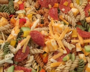 👉SaladCrowd