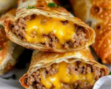 👉Air Fryer Cheeseburger Egg Rolls