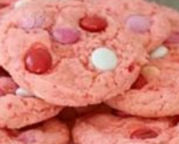 👉Strawberry Cake Mix Cookies