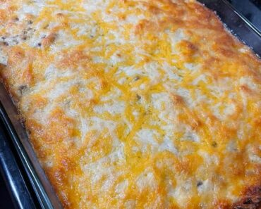 Cheesy Tater Tot Casserole with Bacon