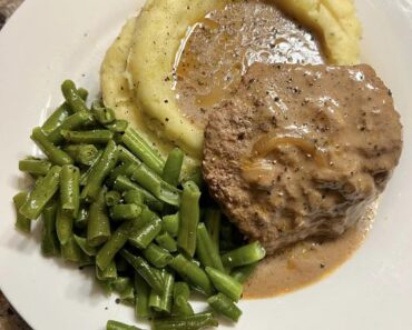 👉Slow Cooker Cubed Steaks