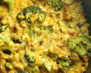 👉Slow Cooker Cheesy Chicken Broccoli