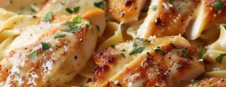 👉Chicken with Buttered Noodles