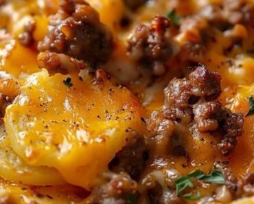 👉Hamburger PotatoCasserole