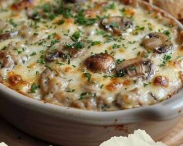 Irresistible Stuffed Mushroom Dip