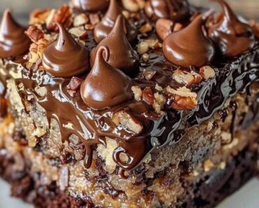 👉German Chocolate Poke Cake