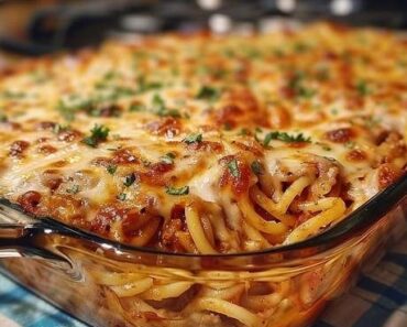 Creamy Baked Spaghetti Delight Creamy Baked Spaghetti Delight
