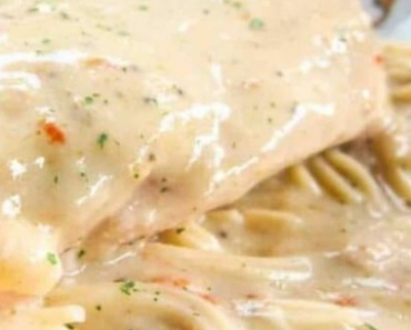 👉Heavenly Crockpot Angel Chicken