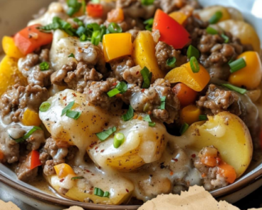 👉Crockpot Cheesesteak Potato Casserole