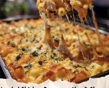 👉Loaded Chicken Parmesan Mac  Cheese Casserole