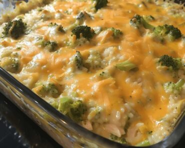 👉BroccoliRice Cheese Chicken Casserole