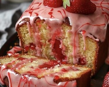 👉IrresistibleStrawberryCake