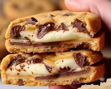 👉Cheesecake Stuffed Chocolate Chip 👉Cheesecake Stuffed Chocolate Chip