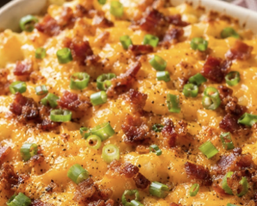 SlowCooker Loaded Baked Potato Casserole SlowCooker Loaded Baked Potato Casserole