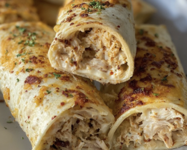 Cheesy Garlic Chicken Roll Ups