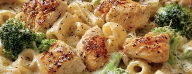 Creamy Chicken and Broccoli Pasta