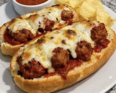 Garlic Meatball Subs.26