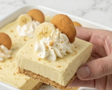 Banana Pudding Cheesecake bars